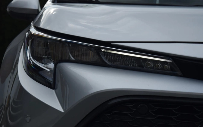 Toyota Corolla cena 97539 przebieg: 99900, rok produkcji 2021 z Radzyń Podlaski małe 781